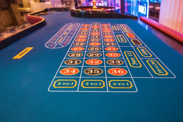 Dragon Tiger with live side bets and subject to verification tracking Dragon Tiger card game with side bet options on sbc interface